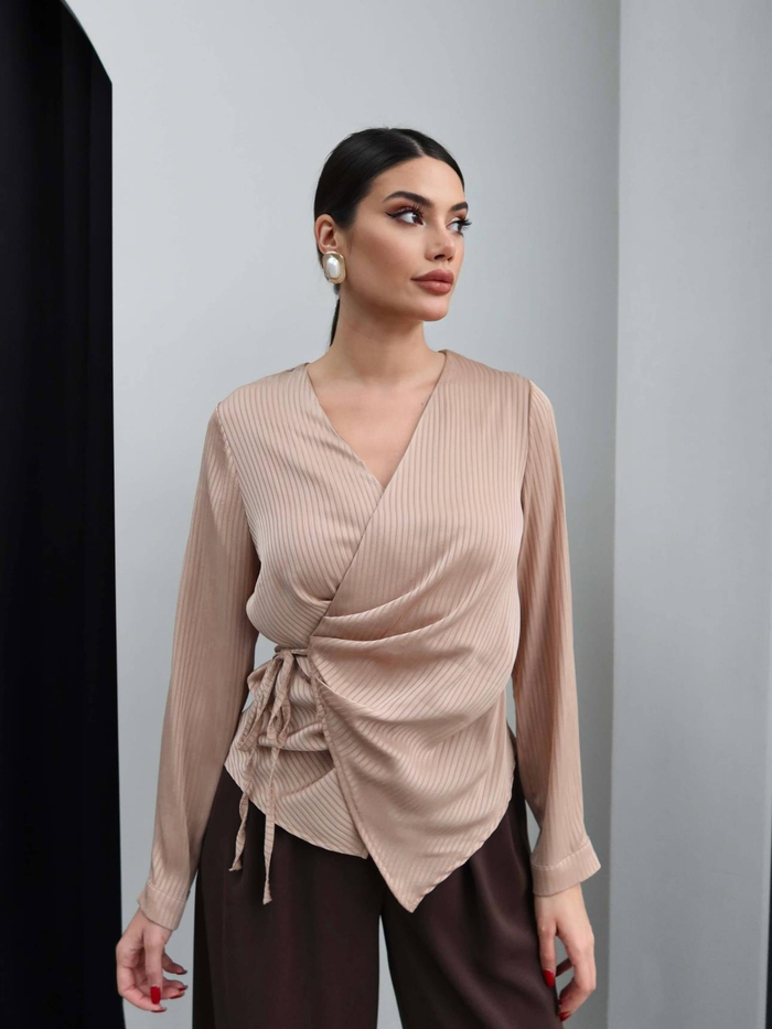 Kruvaze Yaka Bağlamalı Bluz