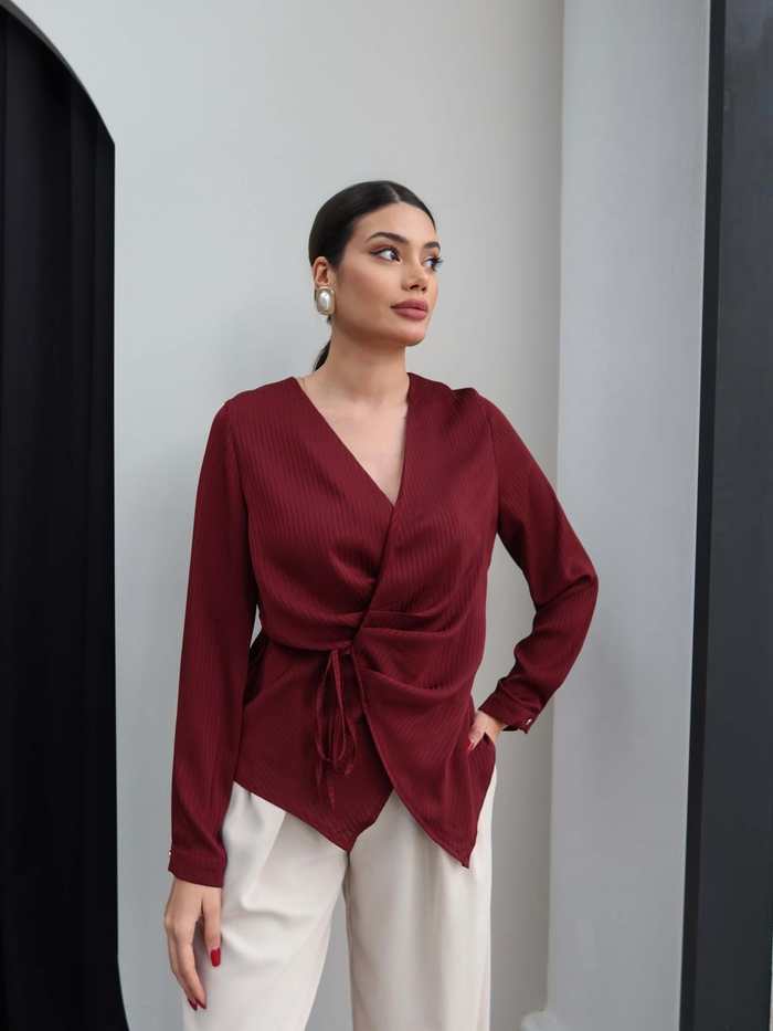 Kruvaze Yaka Bağlamalı Bluz