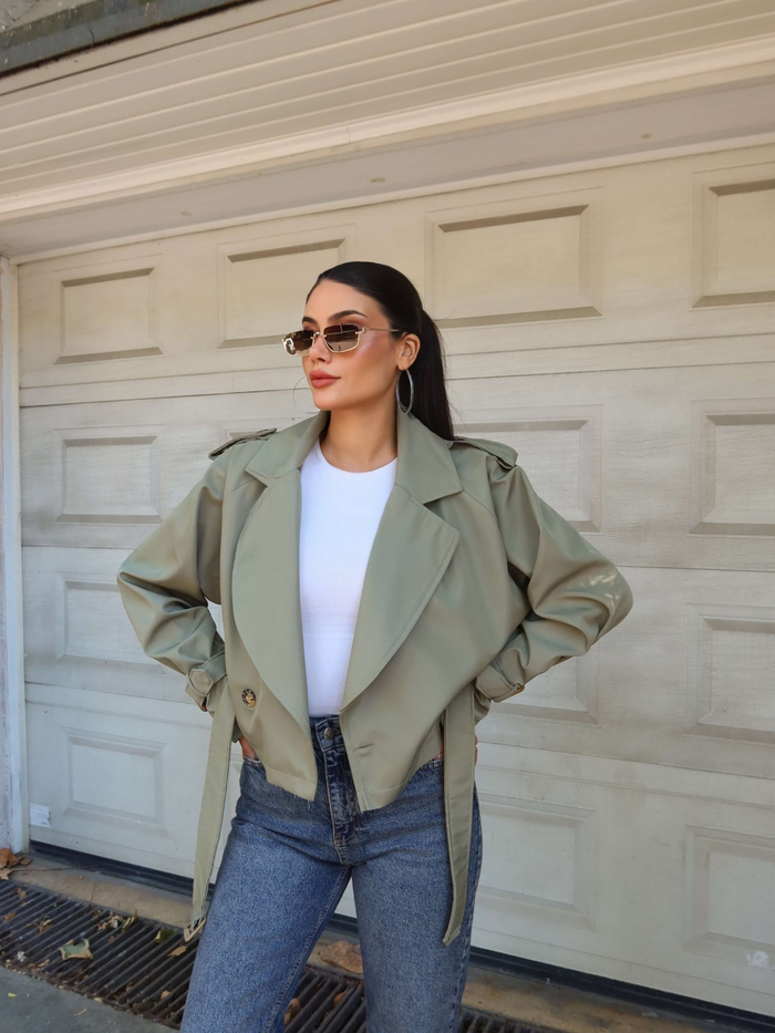Kruvaze Yaka Crop Trench