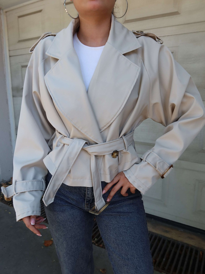 Kruvaze Yaka Crop Trench