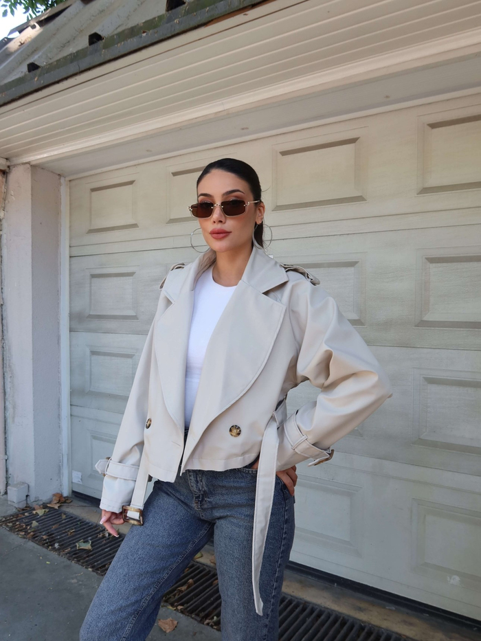 Kruvaze Yaka Crop Trench