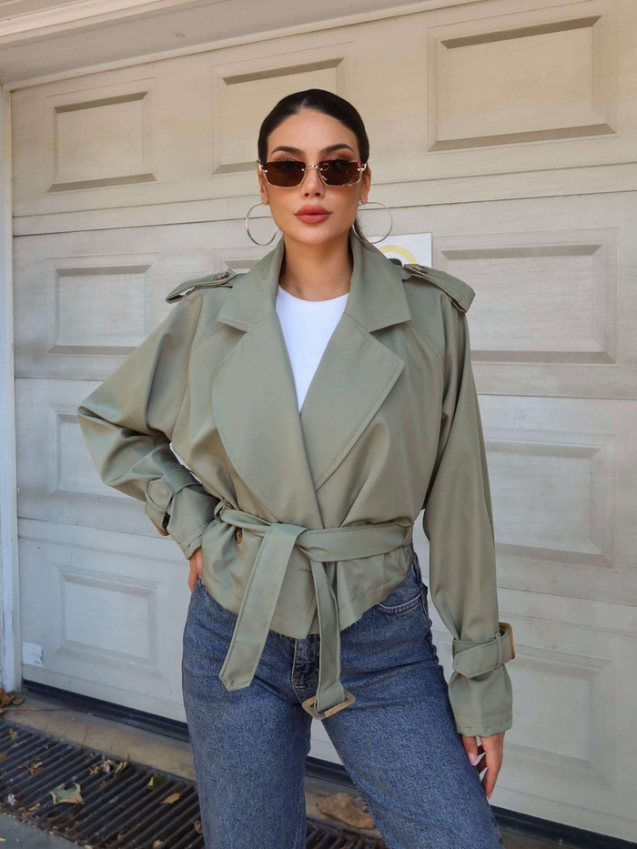 Kruvaze Yaka Crop Trench