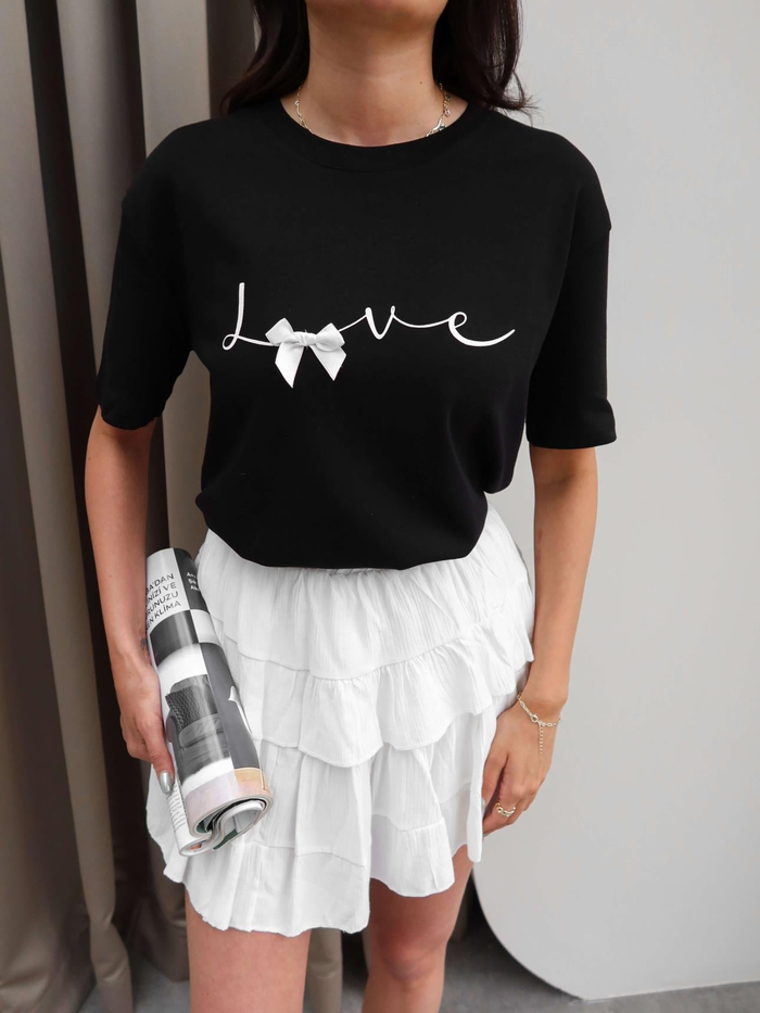 Kurdeleli Love T-Shirt