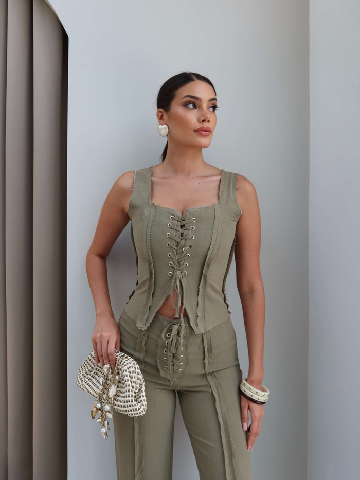 Kuşgözü Detaylı Korse Bluz Keten Takım