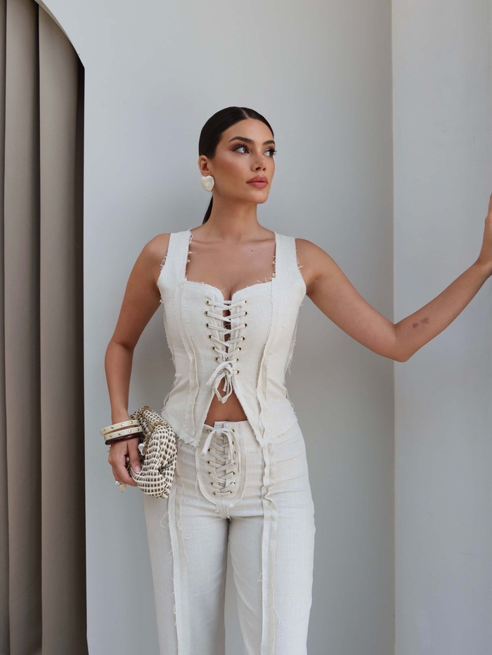 Kuşgözü Detaylı Korse Bluz Keten Takım