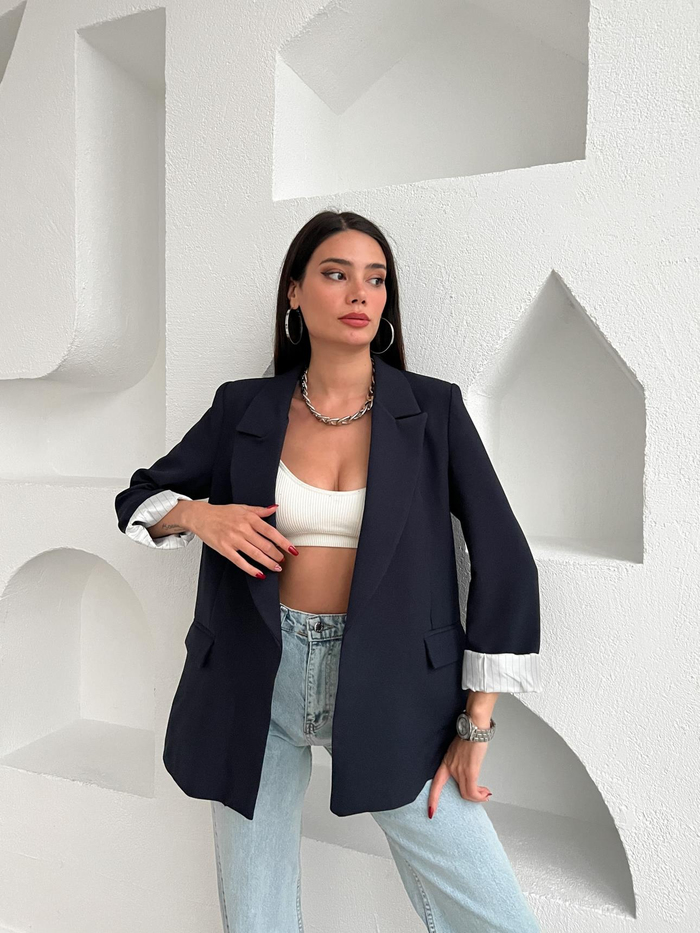 Lacivert Kolu Katlamalı Blazer Ceket