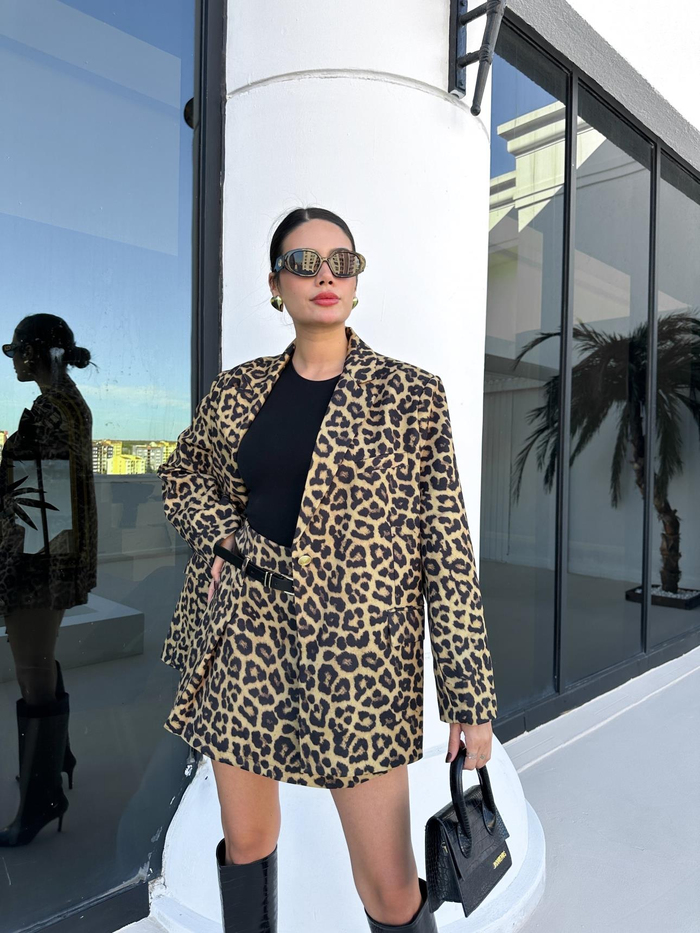 Leo Desenli Oversize Ceket