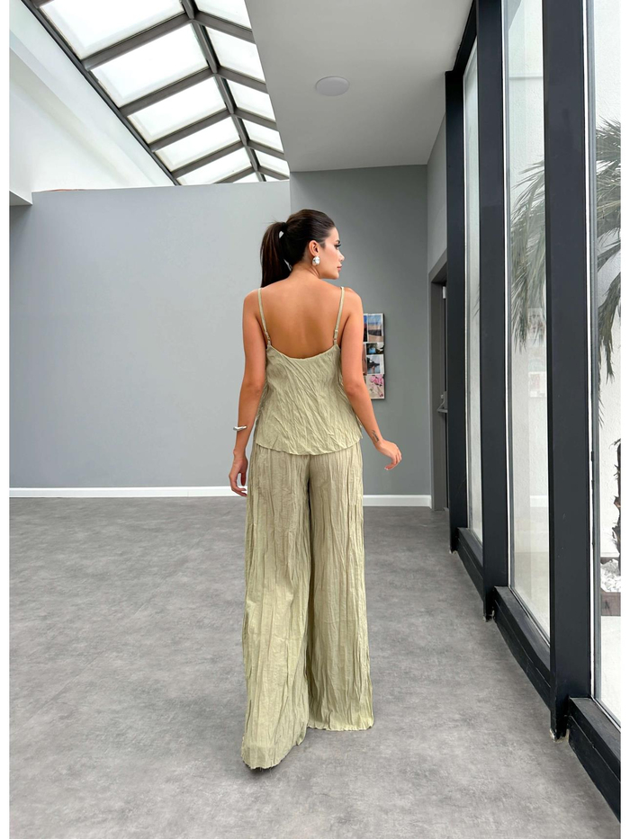 Mint Yeşili Askılı Kırışık Takım