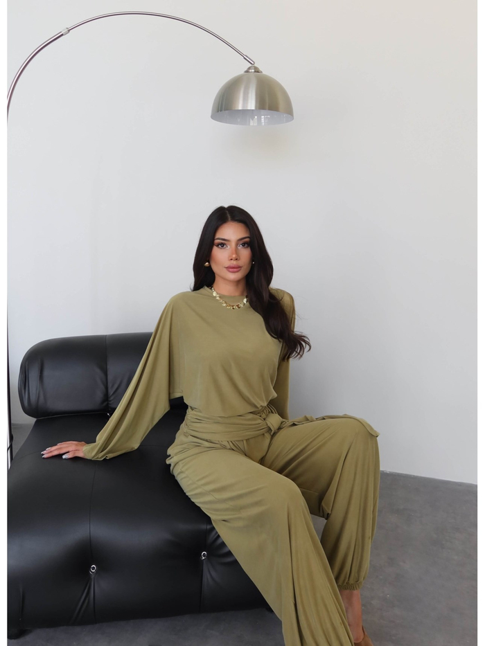 Modal Kuşak Detaylı Dökümlü Şalvar Takım