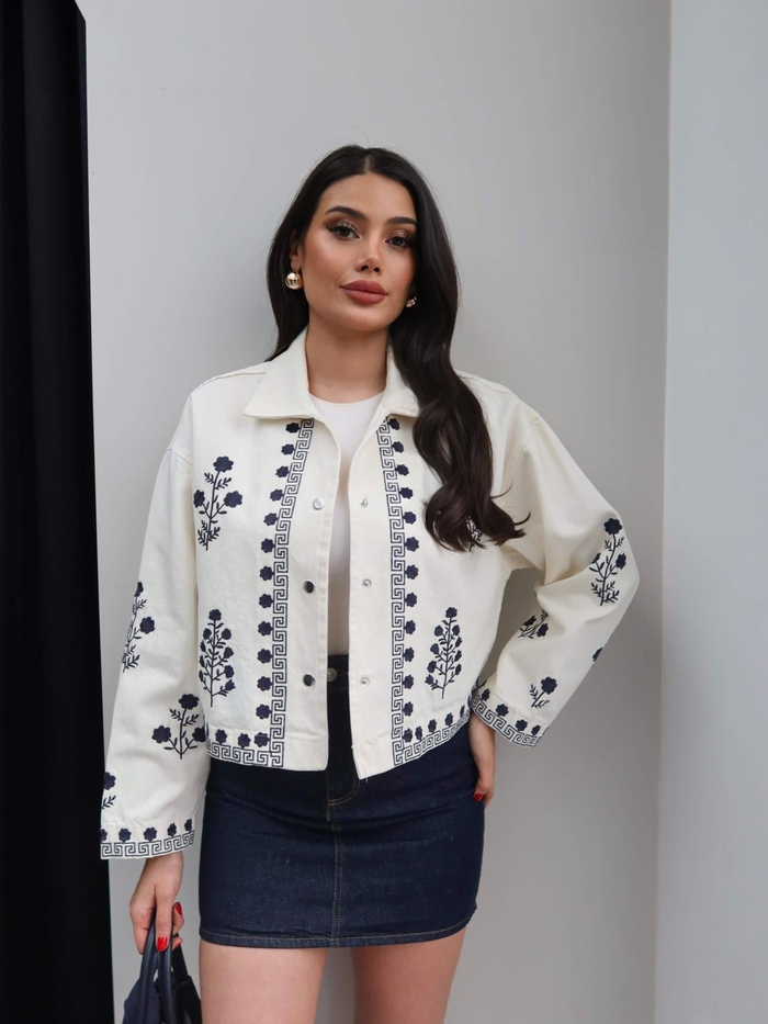 Nakış Detaylı Gabardin Ceket