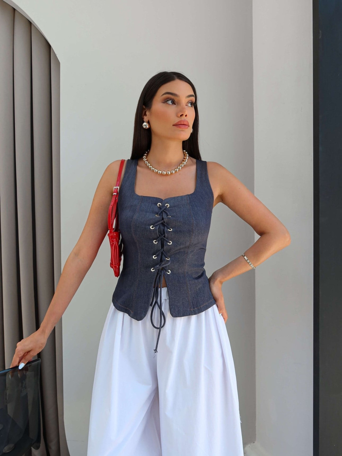 Nakış Detaylı Geniş Paça Pantolon