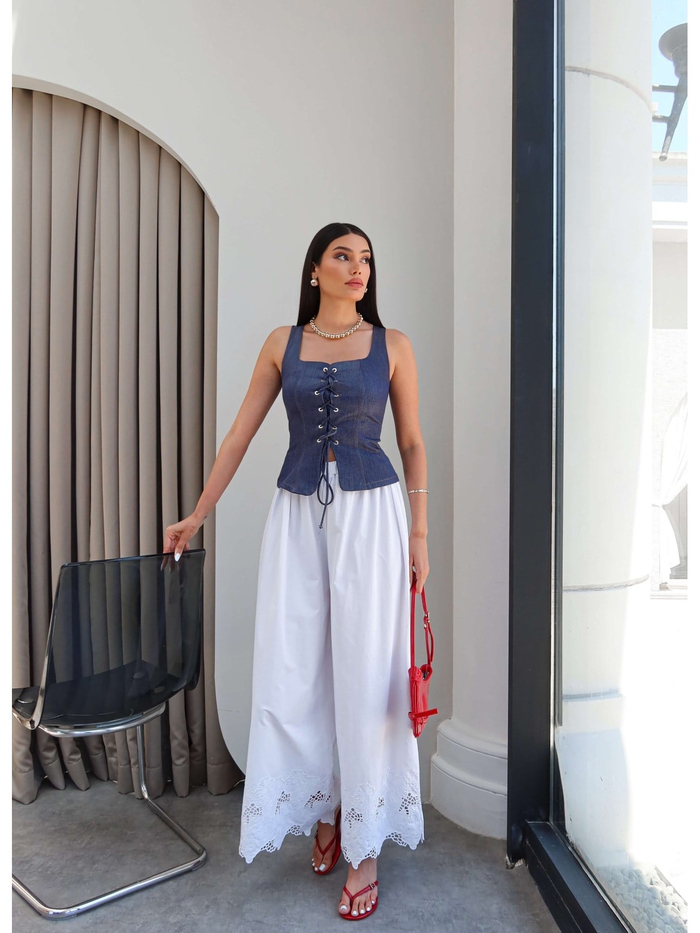 Nakış Detaylı Geniş Paça Pantolon