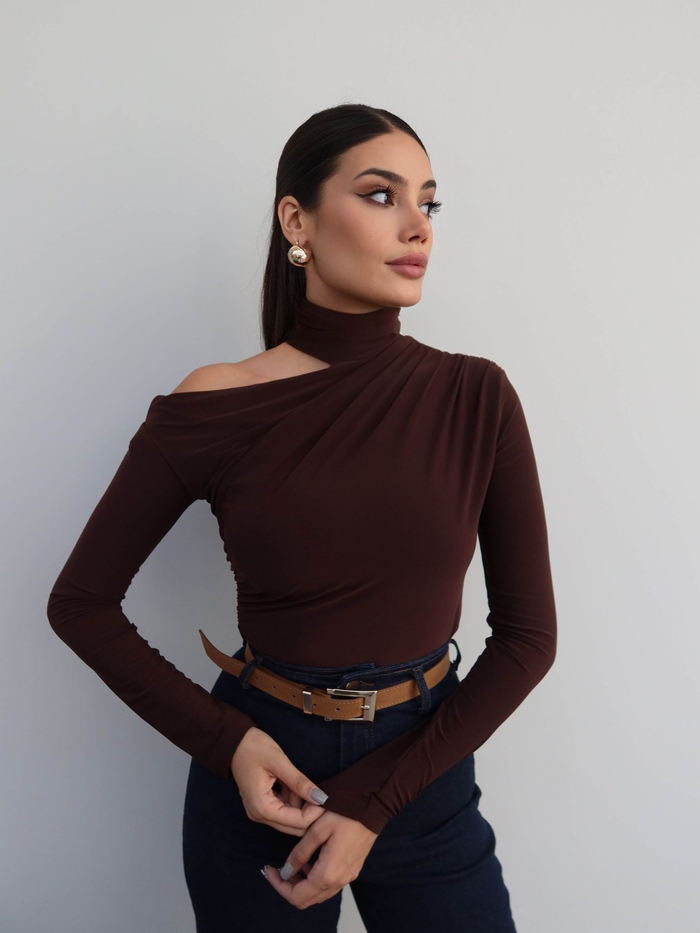 Omuz Dekolte Drapeli Bluz E.H Collection