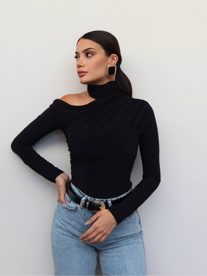 Omuz Dekolte Drapeli Bluz E.H Collection