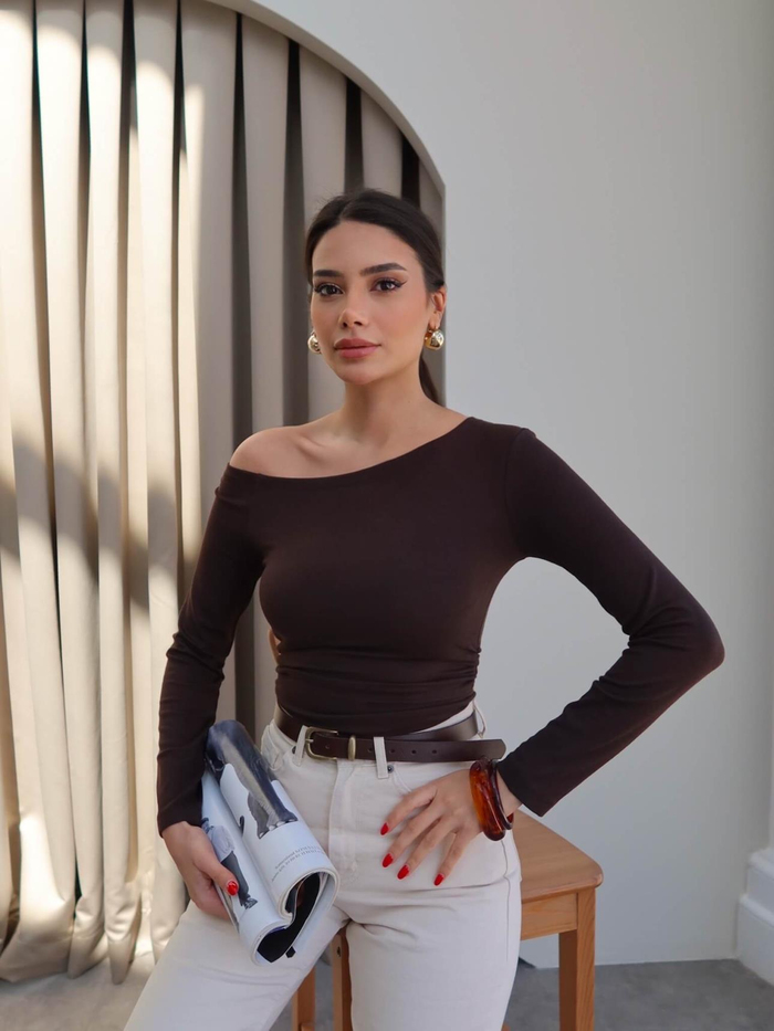 Omuz Dekolte Düz Body