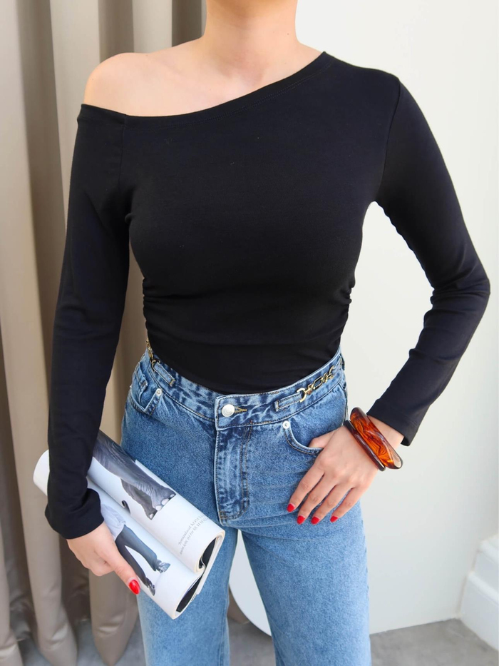 Omuz Dekolte Düz Body