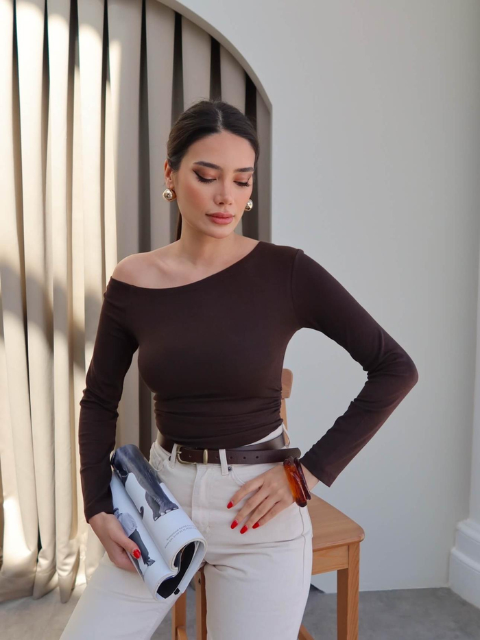 Omuz Dekolte Düz Body