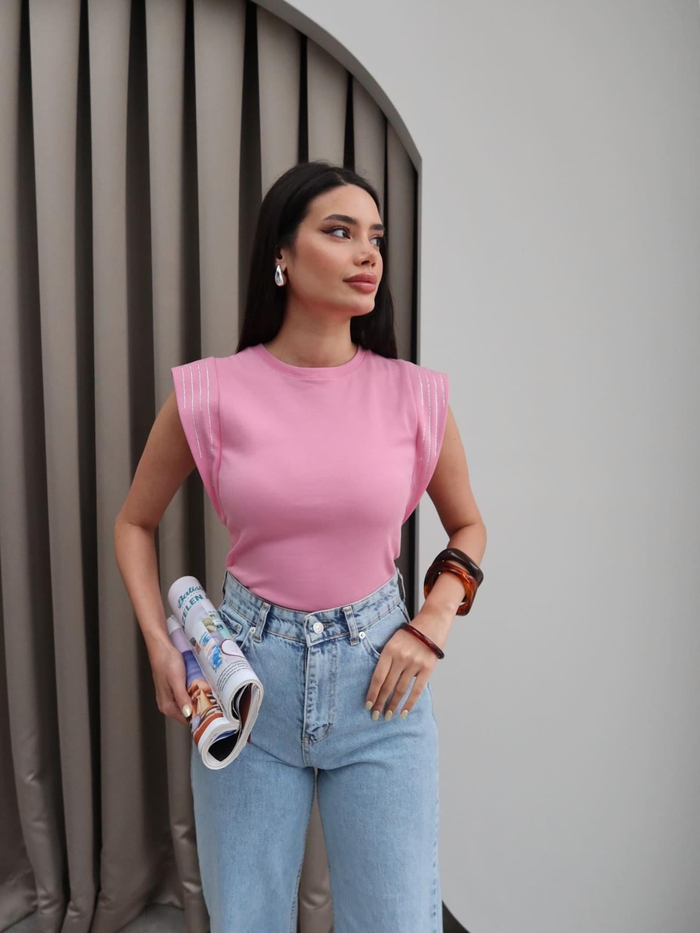 Omuz Taş Detaylı T-Shirt