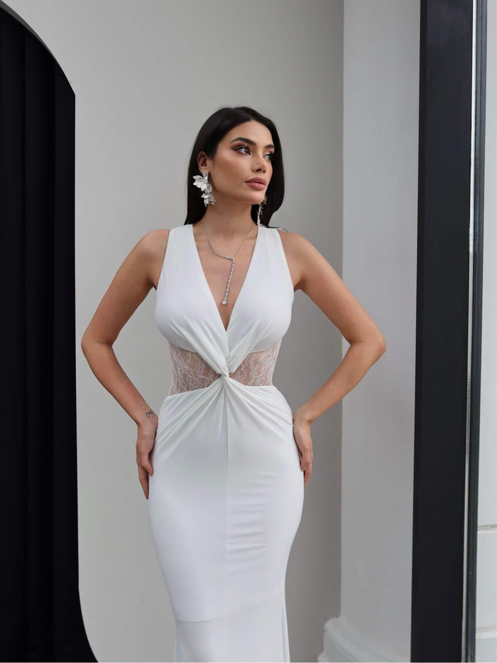 Ön Düğüm Dantelli Elbise