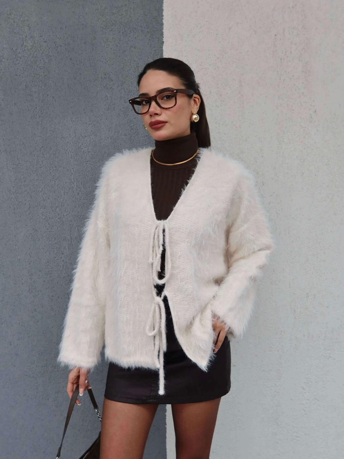 Önden Bağlamalı Peluş Hırka