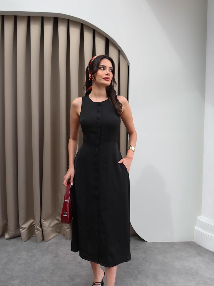 Önden Düğmeli Kolsuz Midi Elbise
