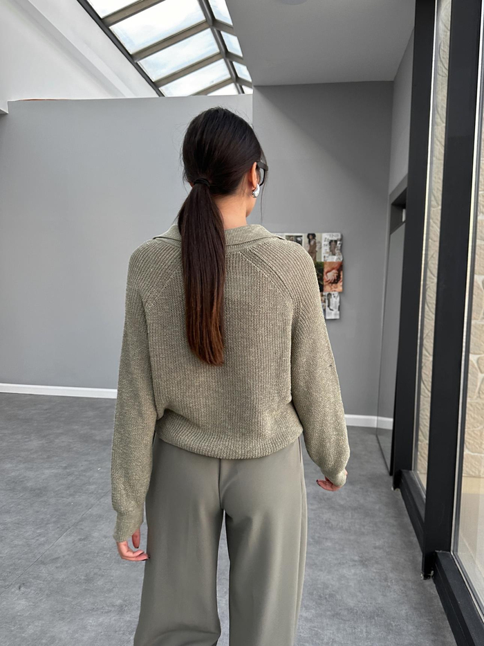 Oversize Düğmeli Örgü Triko Kazak