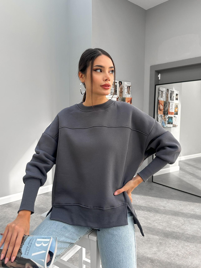 Oversize Şardonlu Yırtmaç Detaylı Sweat