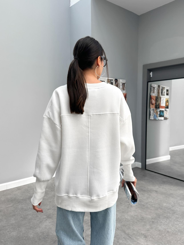 Oversize Şardonlu Yırtmaç Detaylı Sweatshirt