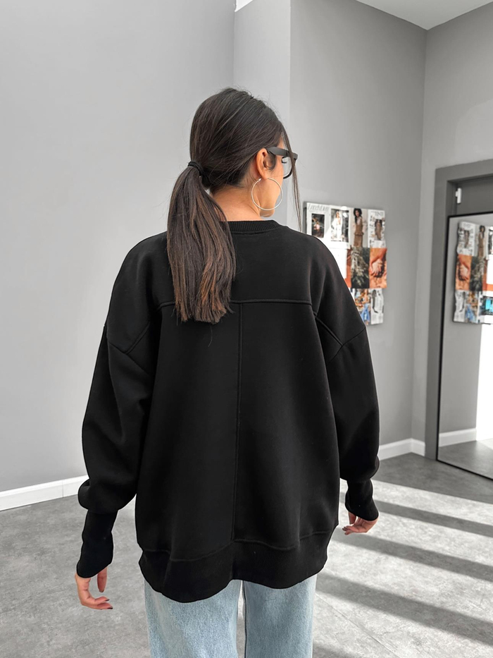 Oversize Şardonlu Yırtmaç Detaylı Sweat