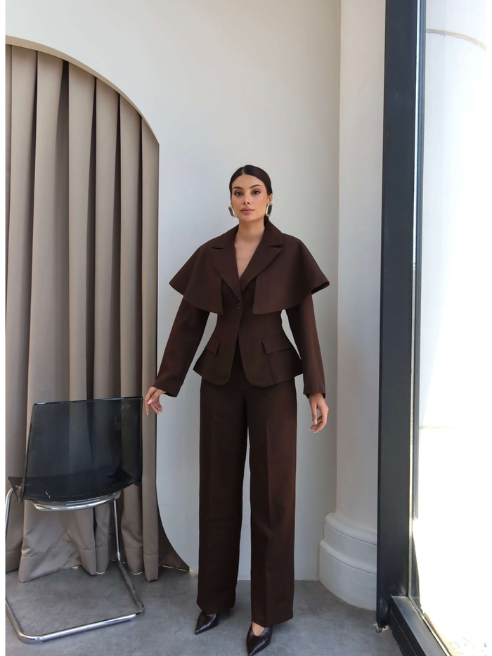 Pelerinli Ceket Pantolon Takım