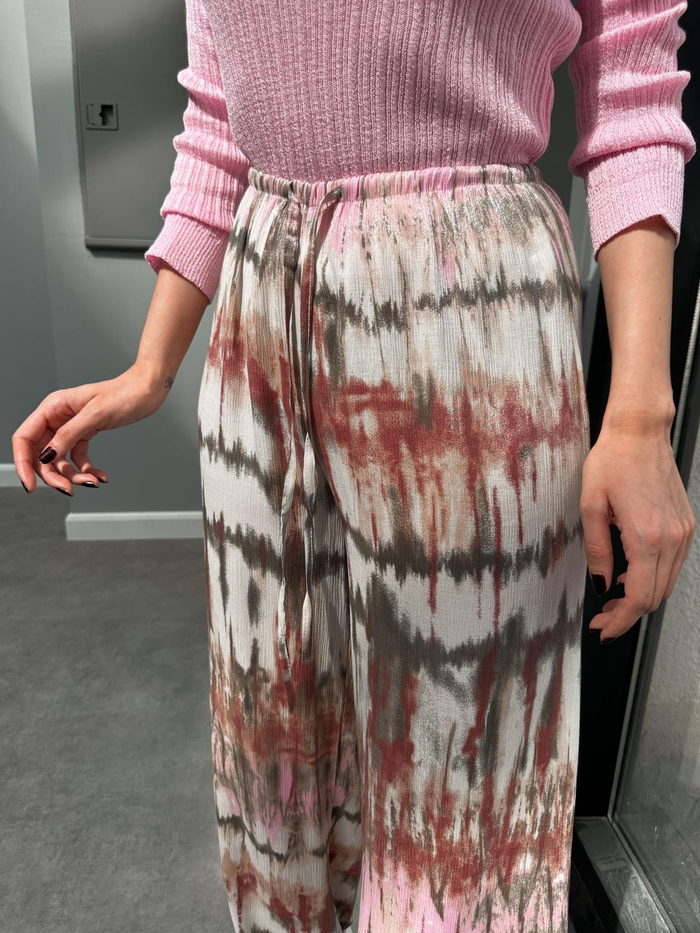 Pembe Batik Desenli Pantolon