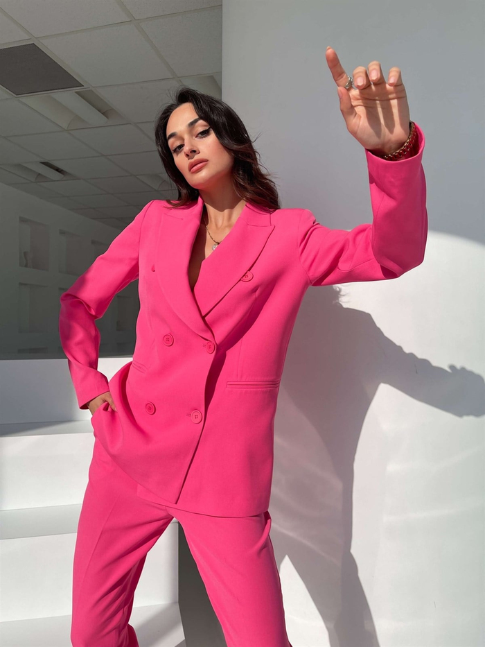 Pembe Classic Kadın Takım Elbise