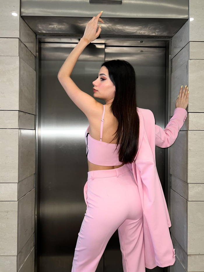 Pembe Crop Blazer Pantolon Takım