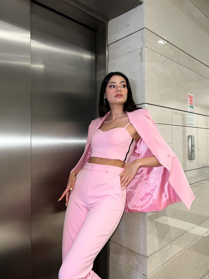 Pembe Crop Blazer Pantolon Takım