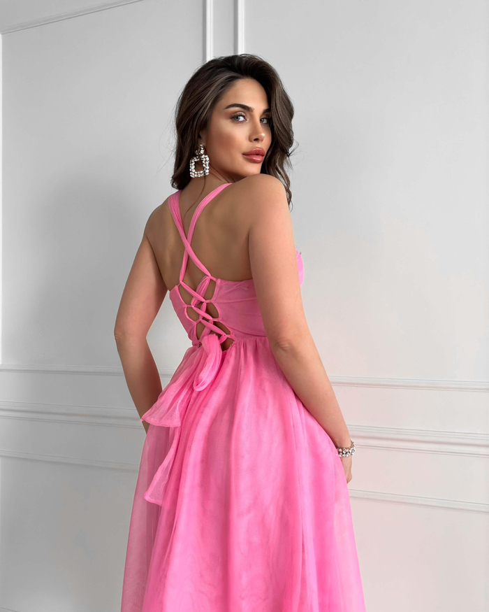 Pembe Sırtı Bağlamalı Dekolte Elbise