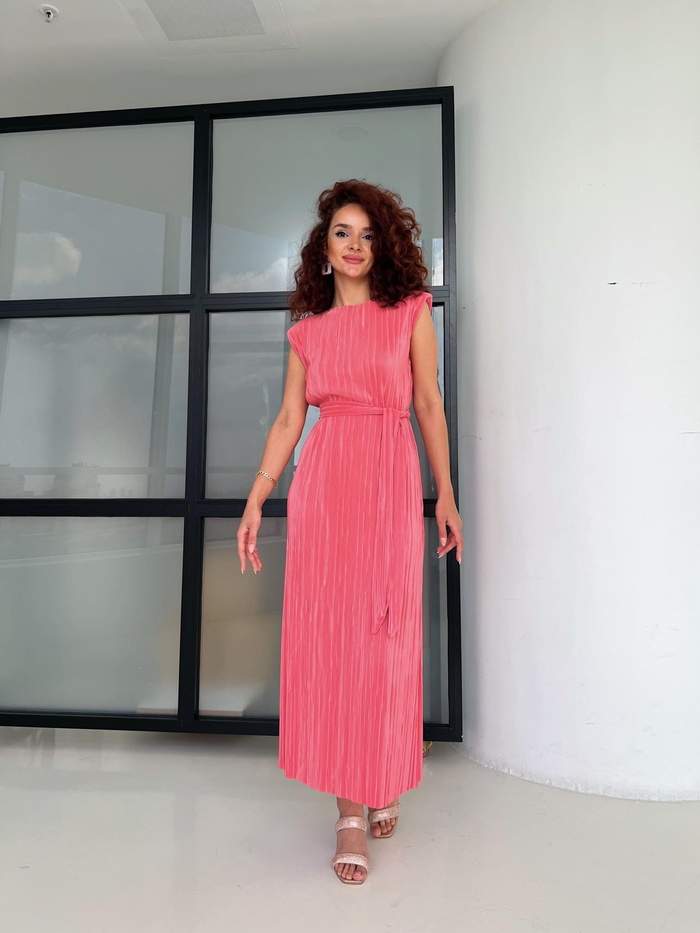 Pembe Vatkalı Piliseli Elbise