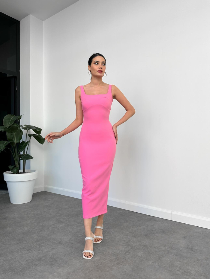 Pembe Vücuda Oturan Midi Elbise