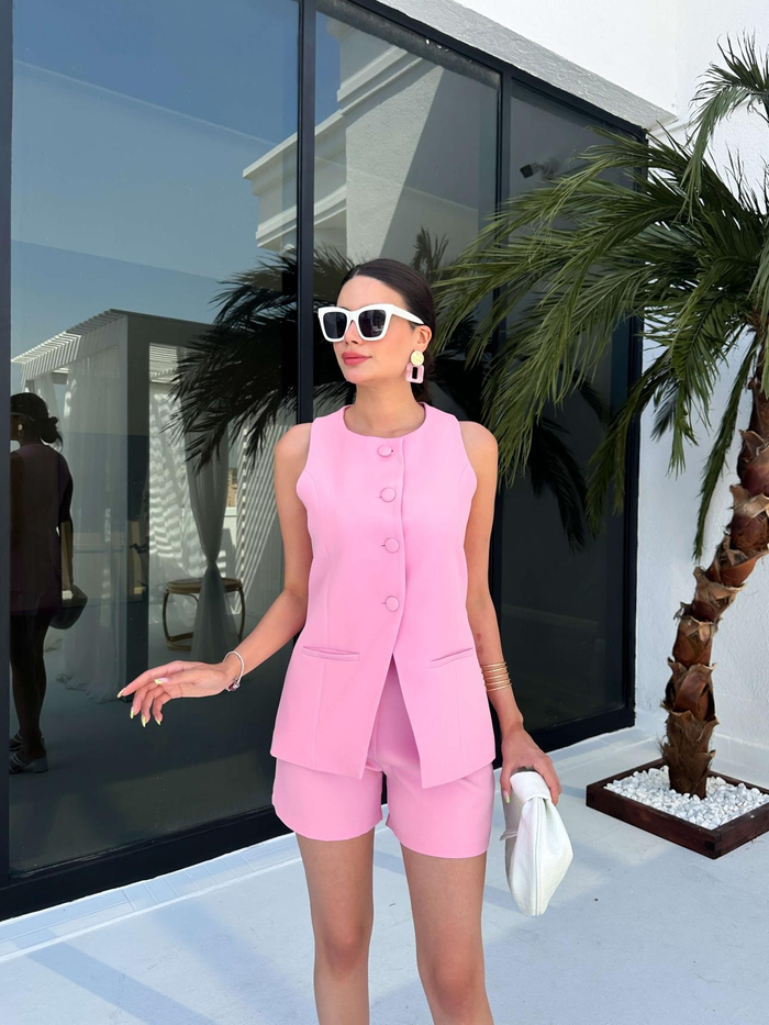 Pembe Yeleklı Şort Takım