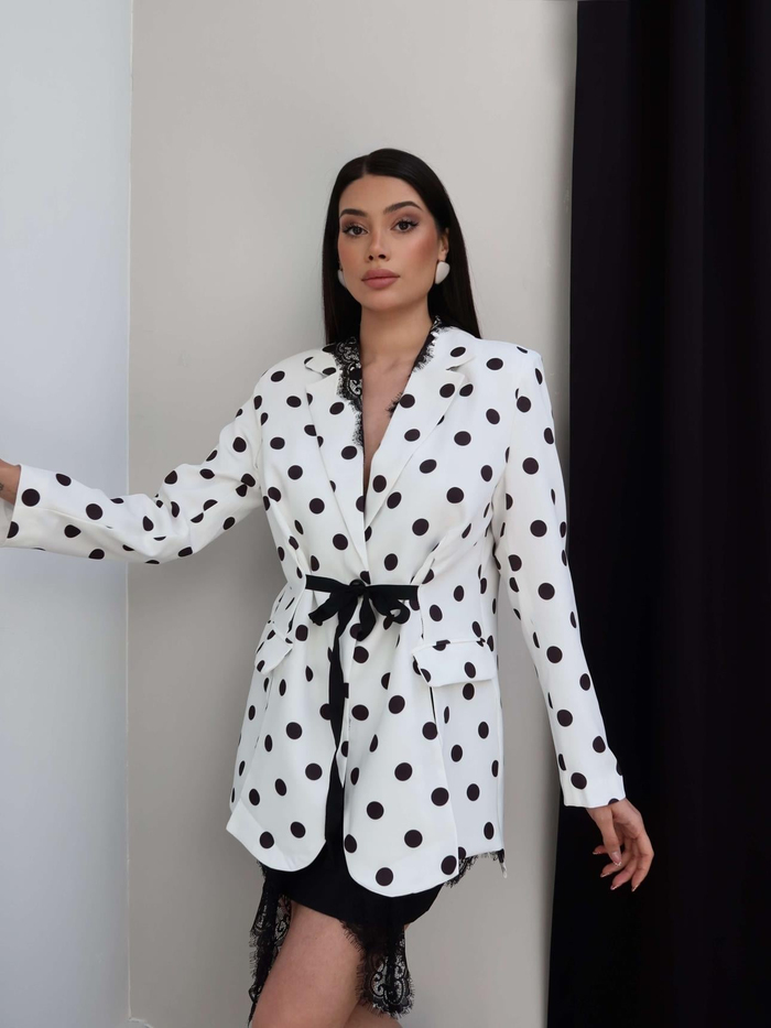Puantiyeli Dantel Detay Tasarım Blazer Ceket