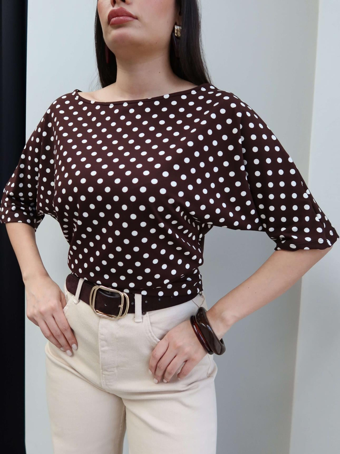 Puantiyeli Kayık Yaka Tshirt