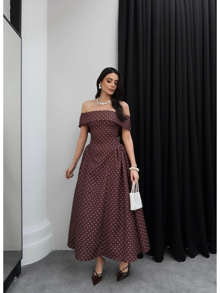 Puantiyeli Madonna Yaka Midi Elbise