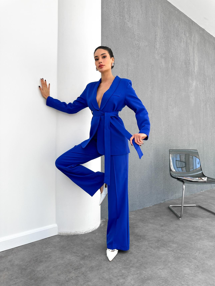 Saks Kuşaklı Ceket Pantolon Takım