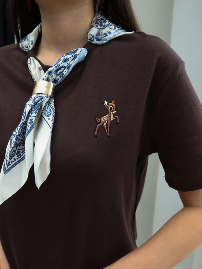 Şallı Aksesuar Detay Tshirt