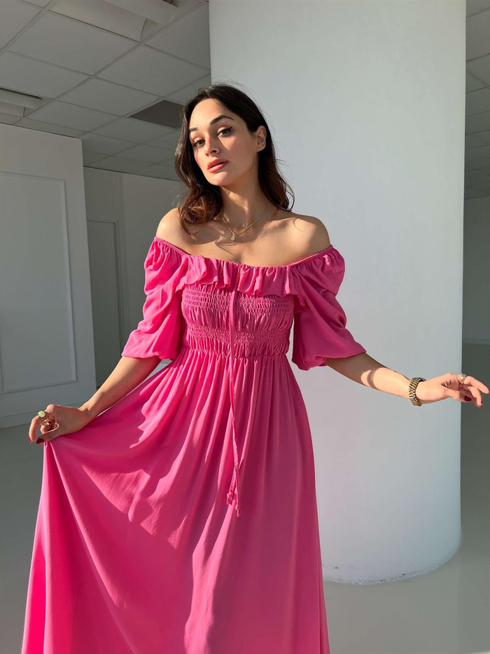 Şeker Pembe Göğüs Gipeli Elbise