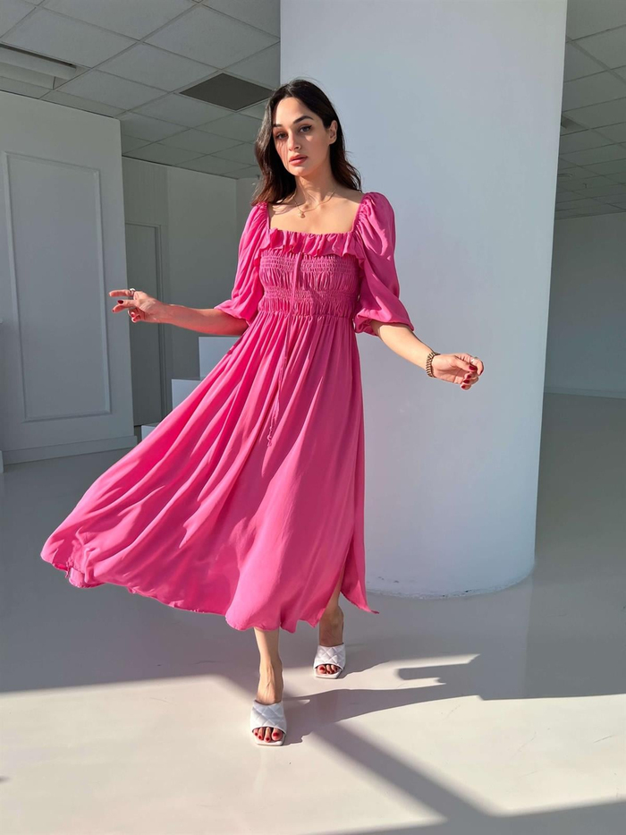 Şeker Pembe Göğüs Gipeli Elbise