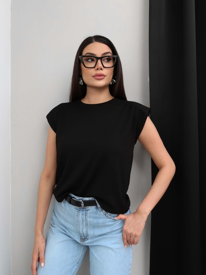 Sıfır Kol Vatkalı Basic Tshirt