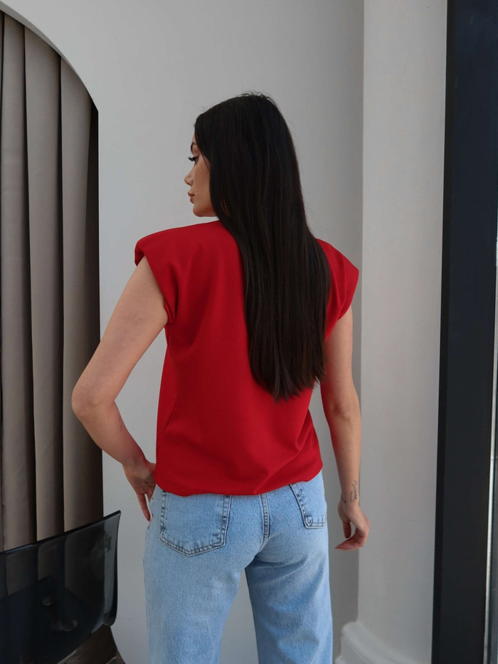 Sıfır Kol Vatkalı Basic Tshirt