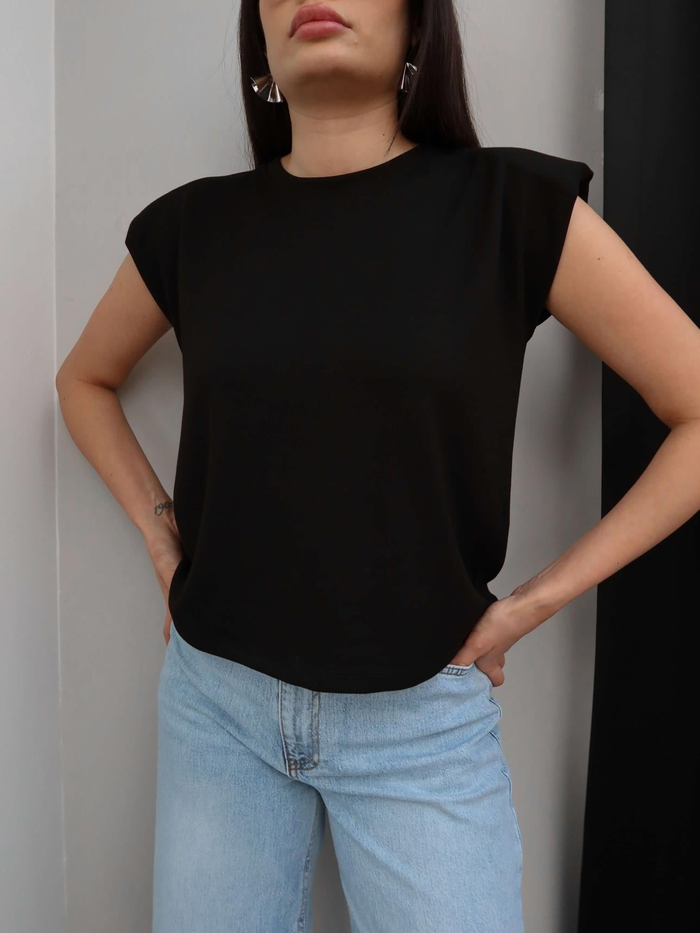 Sıfır Kol Vatkalı Basic Tshirt