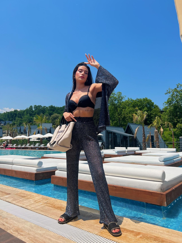 Simli Ajurlu Triko Takım