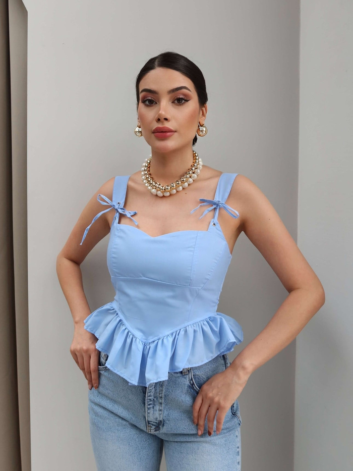 Sırt Kuşgözü Detaylı Askılı Bluz